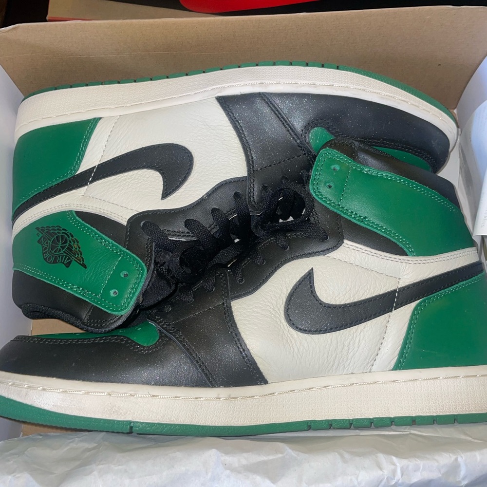 Nike air Jordan 1 retro pine green size 13